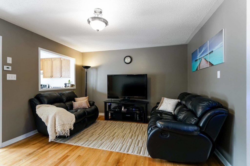Renovate before selling a home in Ontario