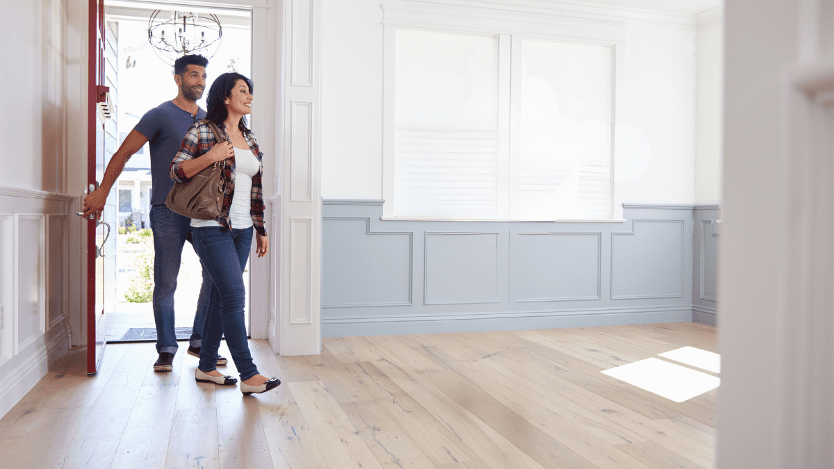 Buyers taking possession of a newly purchased home in Ontario